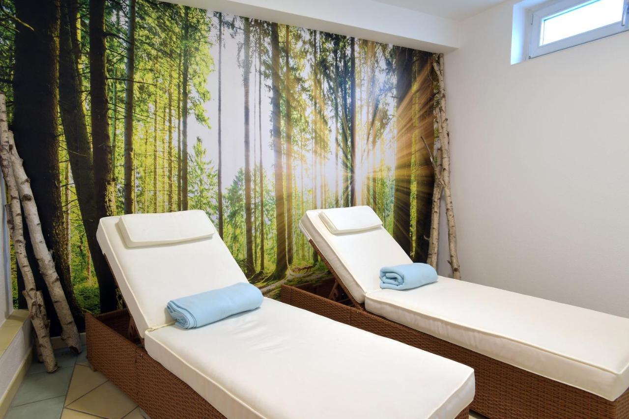 Hotel Krone Niefern-Öschelbronn Kültér fotó