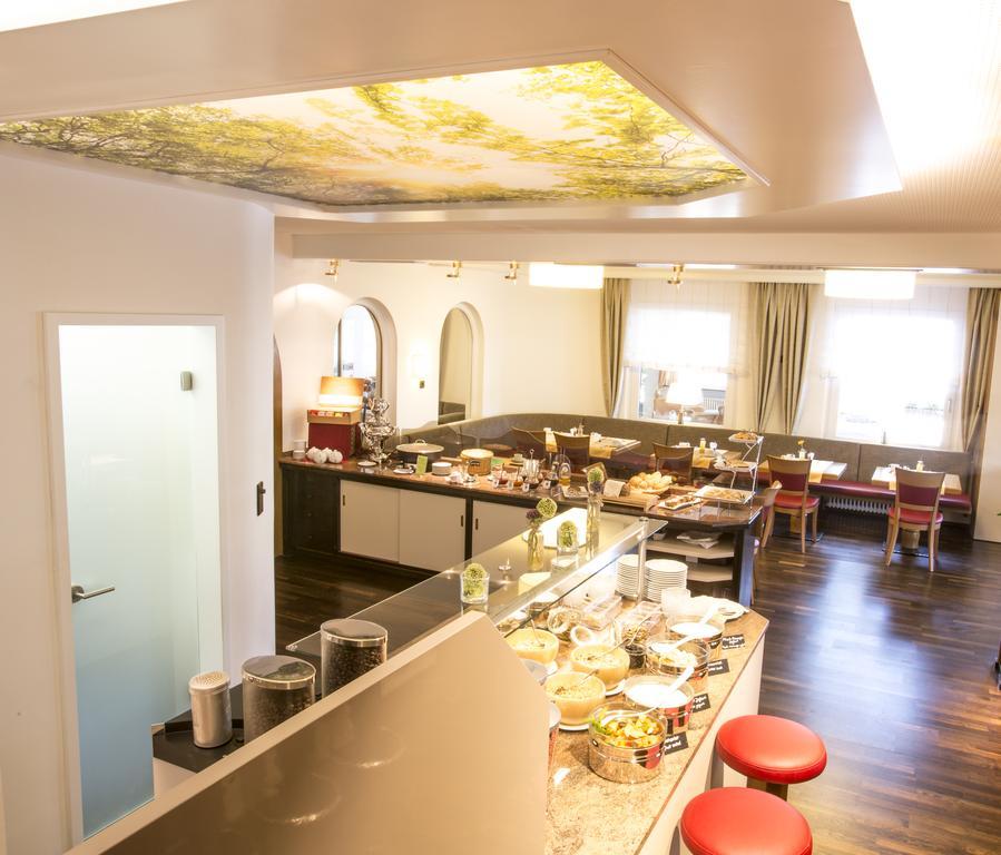 Hotel Krone Niefern-Öschelbronn Kültér fotó